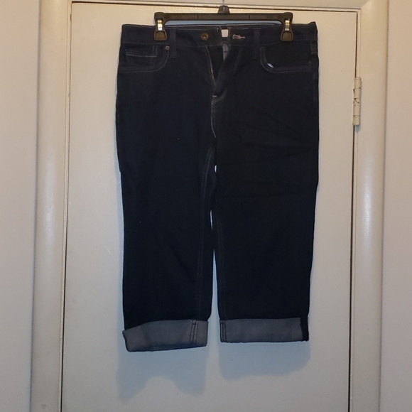 Levi's Pants - Levi's capris